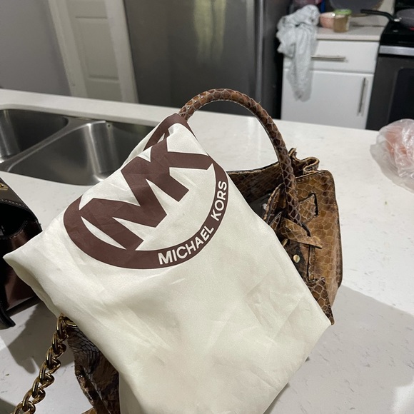 Michael Kors Hamilton python embossed bag - Picture 10 of 10